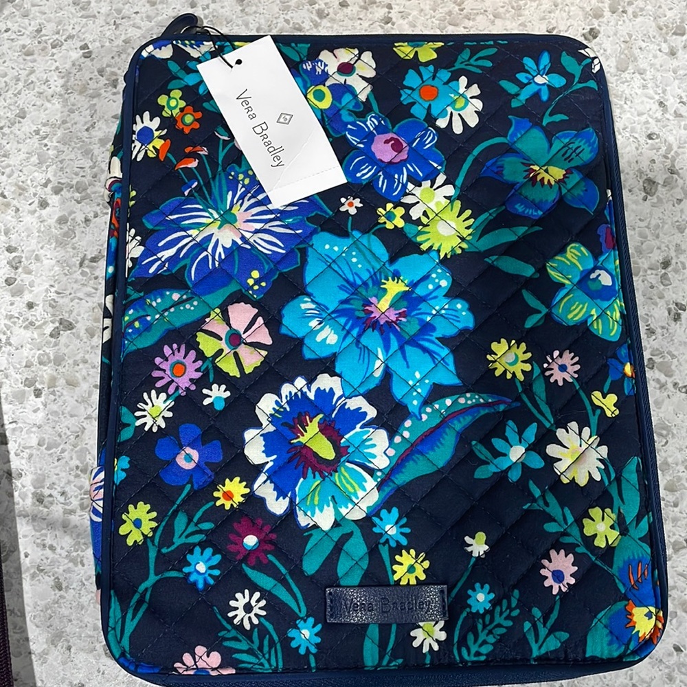 Vera Bradley Tablet Tamer organizer